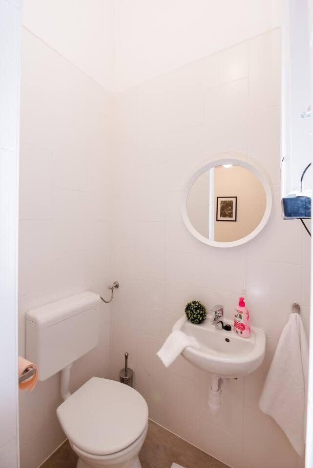 Brand New Central Ac Apartment Budapeste Exterior foto
