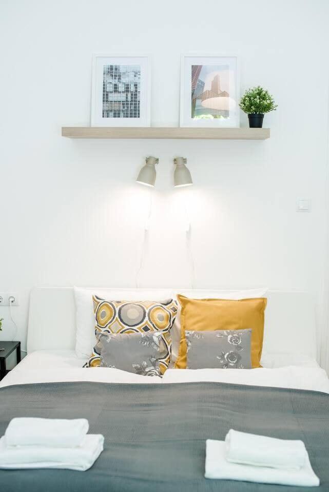 Brand New Central Ac Apartment Budapeste Exterior foto